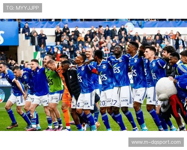 狼队中场穆内齐接近租借加盟巴黎FC，重返法甲赛场